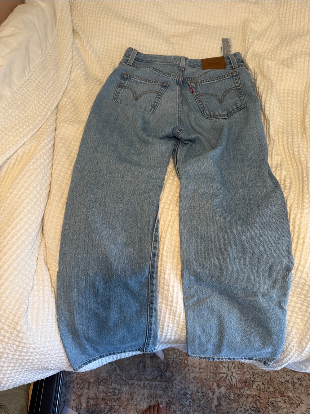 Levi's Light Blue Ribcage Straight Ankle Jeans - Women's - Picture 5 of 6